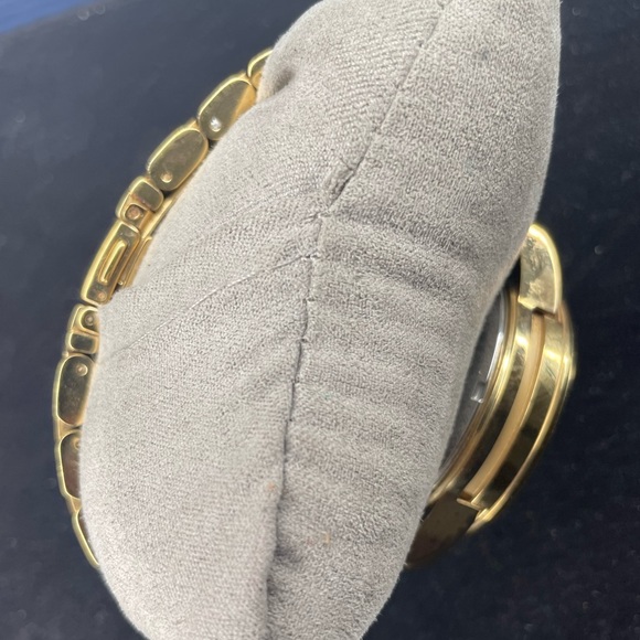 Michael Kors Watch - Picture 3 of 5